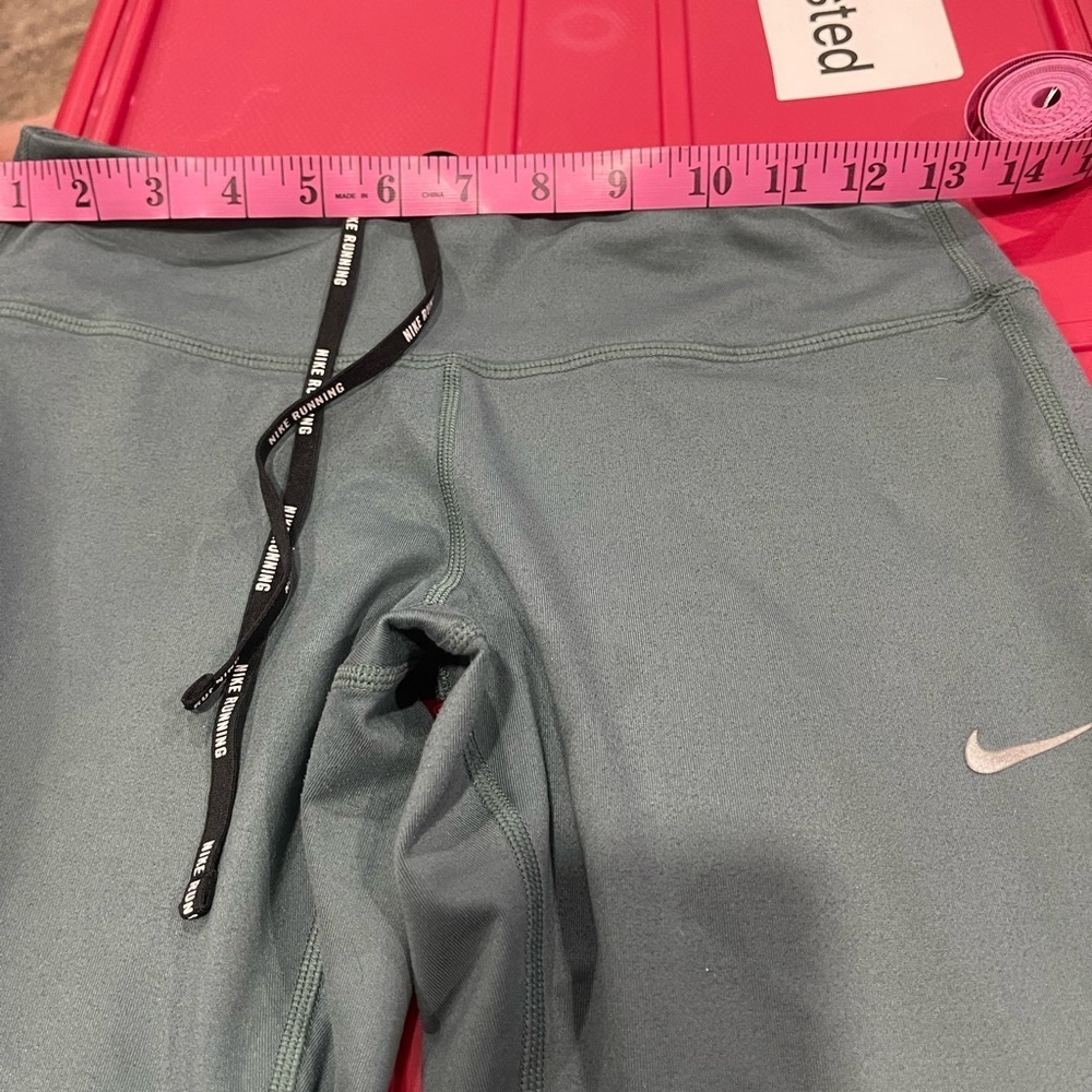 Nike Running greenish Teal SMALL, so soft , comfy cropped - Picture 4 of 13